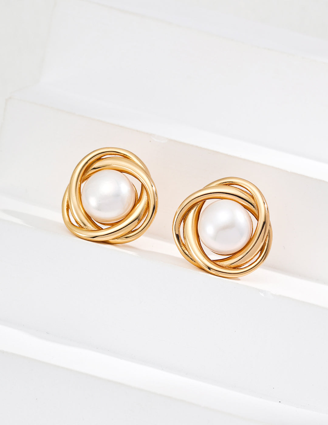 Museette Jewelry Pearl Whisper Golden Gaze