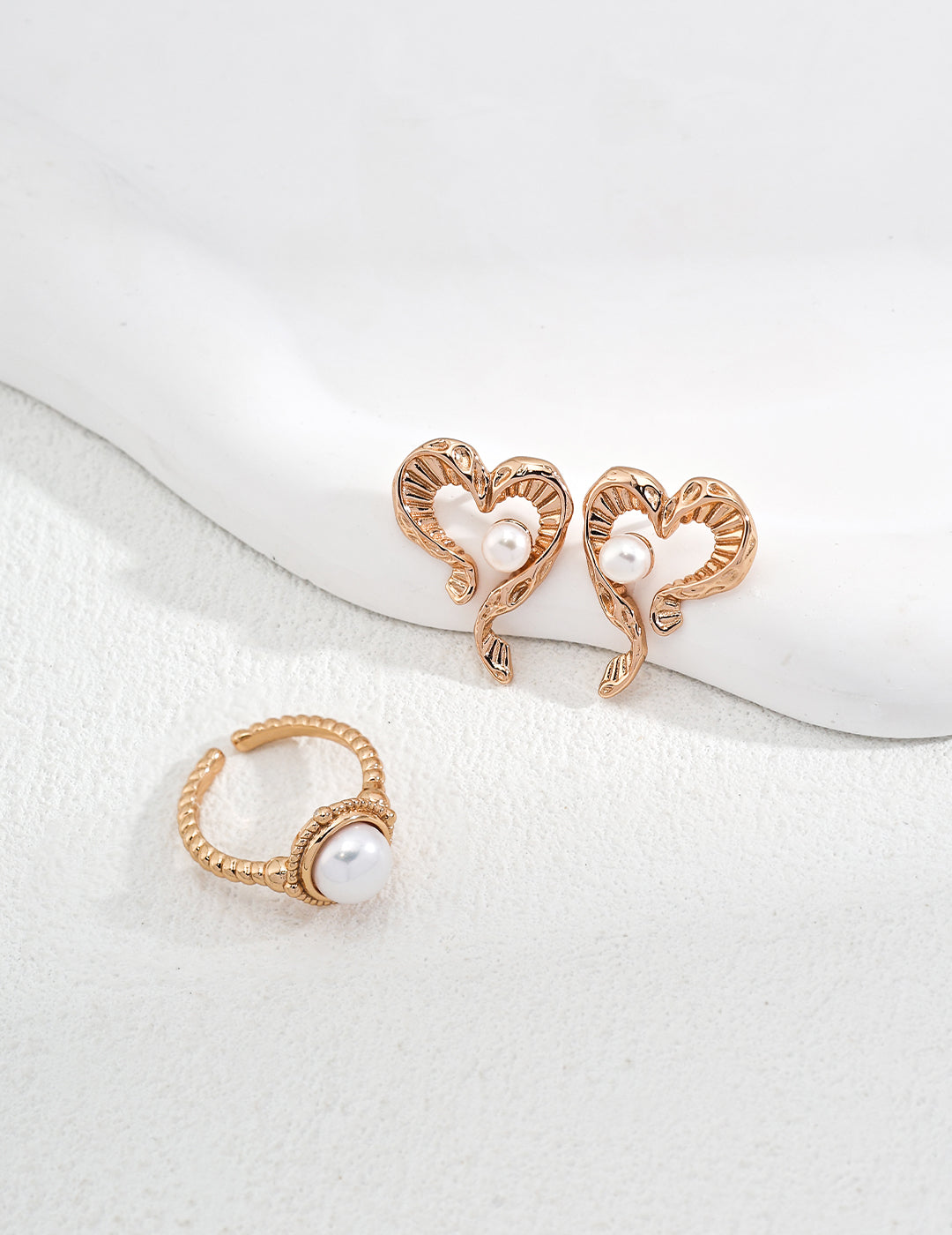 Museette Jewelry Heartlight Pearl Errings