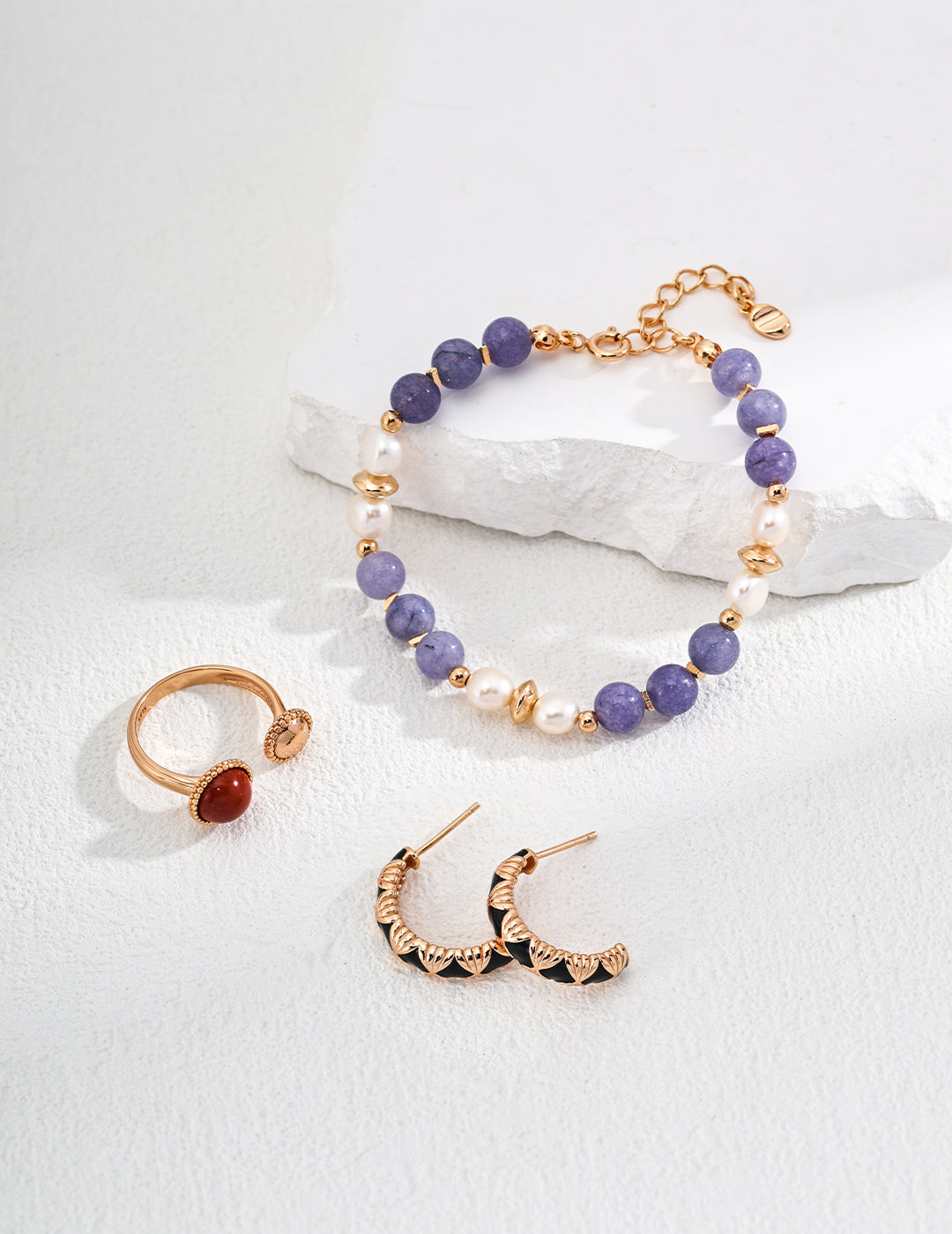 Museette Jewelry Lilac Light