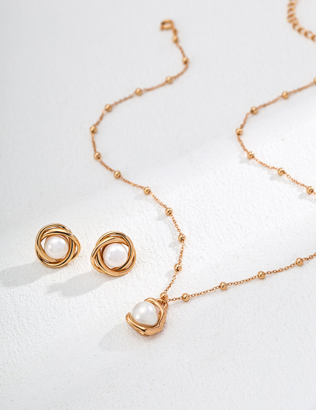 Museette Jewelry Pearl Whisper