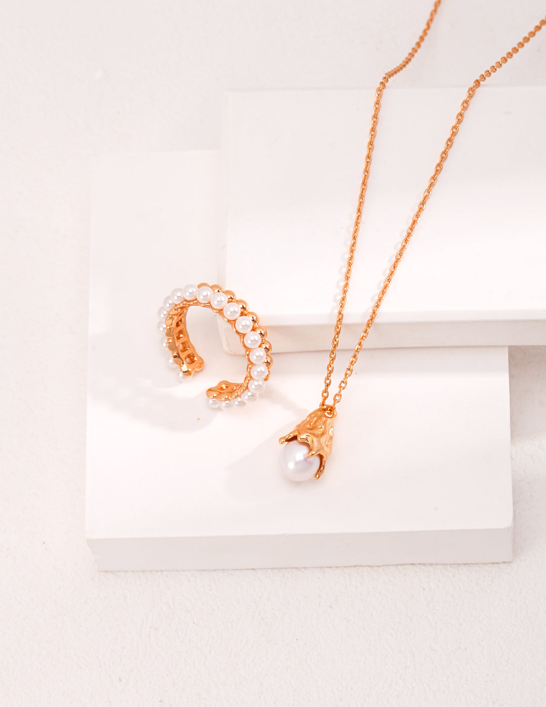 Museette Jewelry Dot Dot Pearl Ring