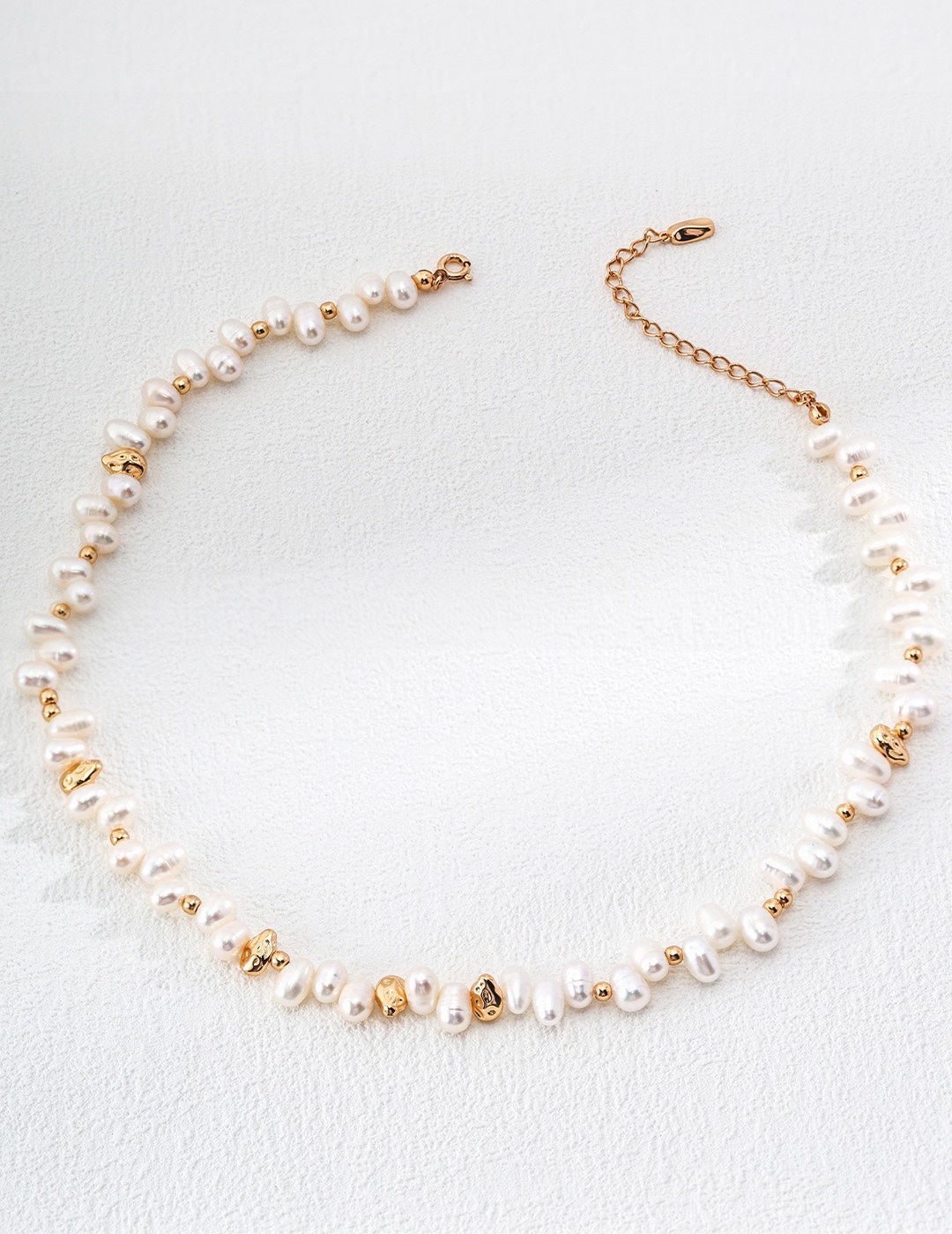 Museette Jewelry Twist & Pearl Necklace