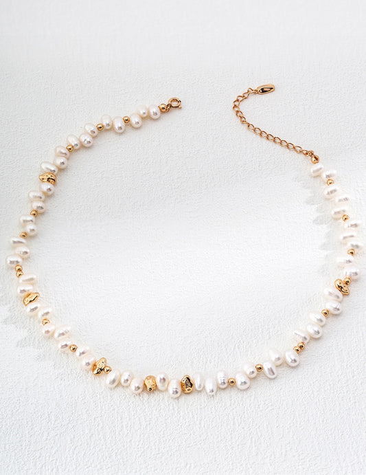 Museette Jewelry Twist & Pearl Necklace