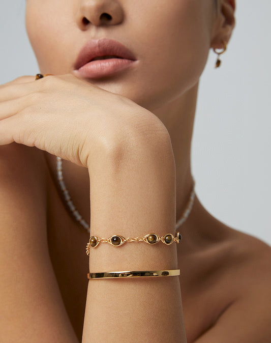 Museette Jewelry Golden Gaze